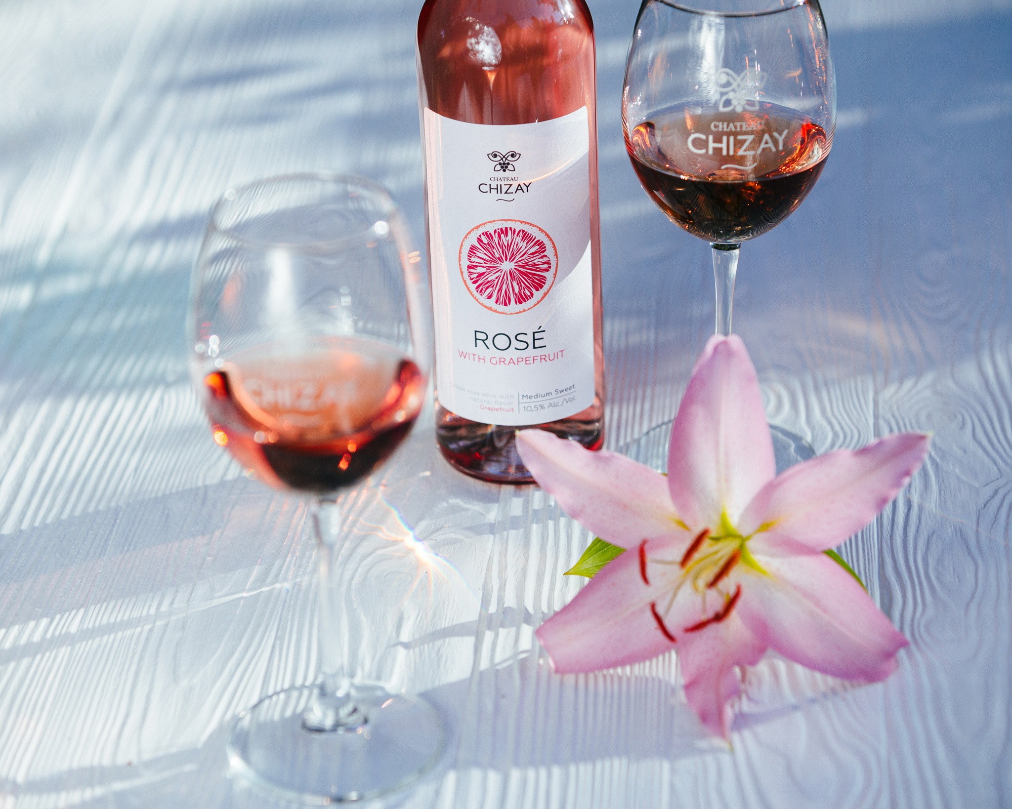 Rosé wine with grapefruit Chateau Chizay