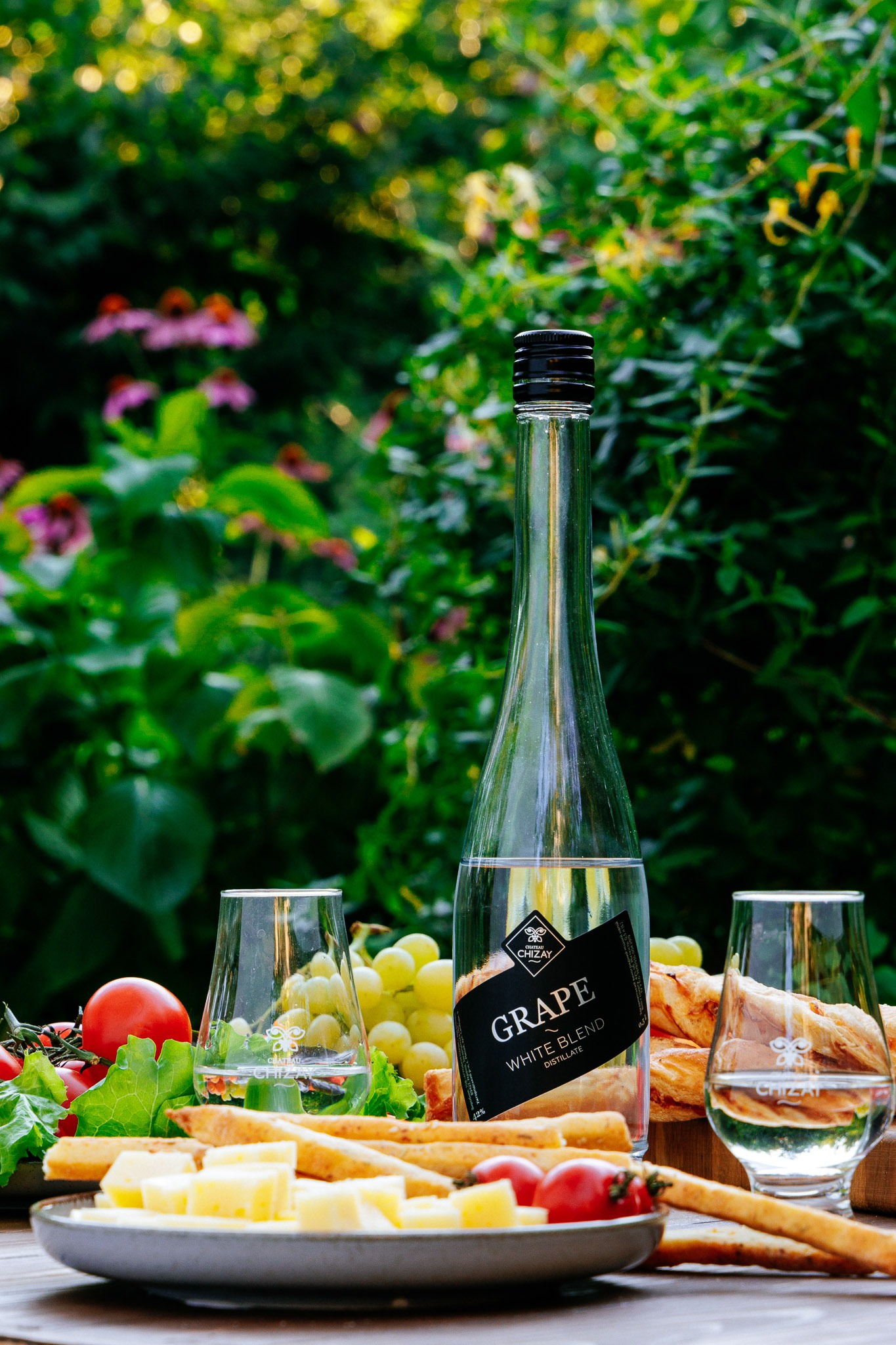 GRAPE WHITE BLEND 42% Alc./Vol. - Chateau Chizay