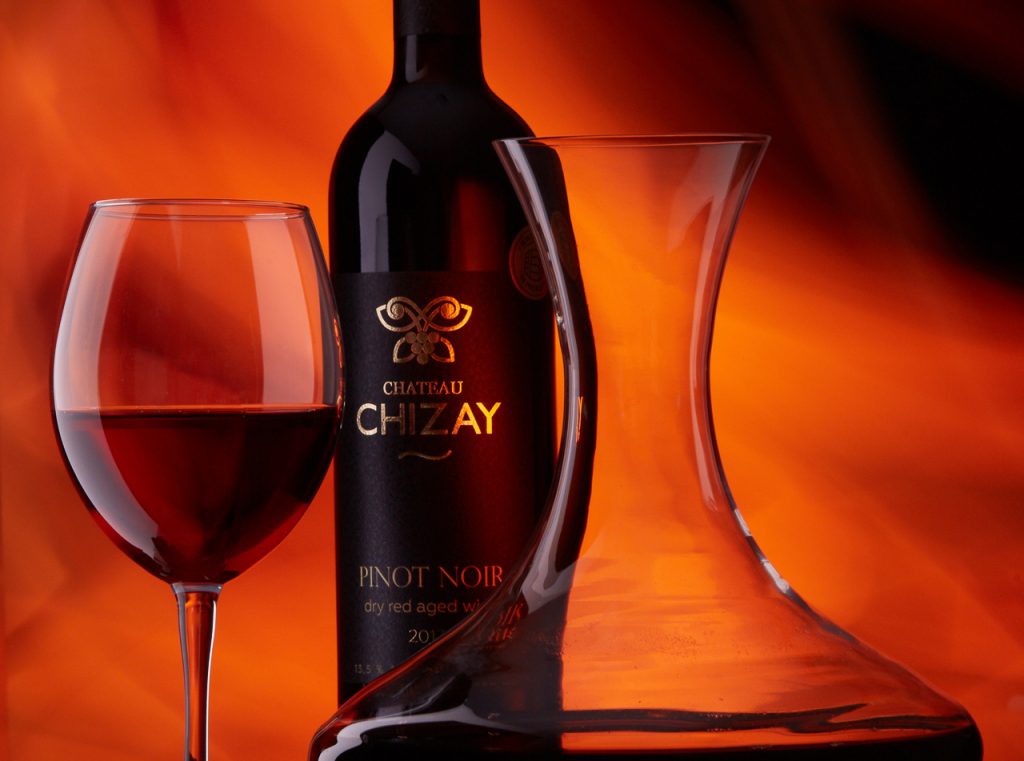 Pinot Noir Dry Red Aged Wine ukrainian winery Chateau Chizay