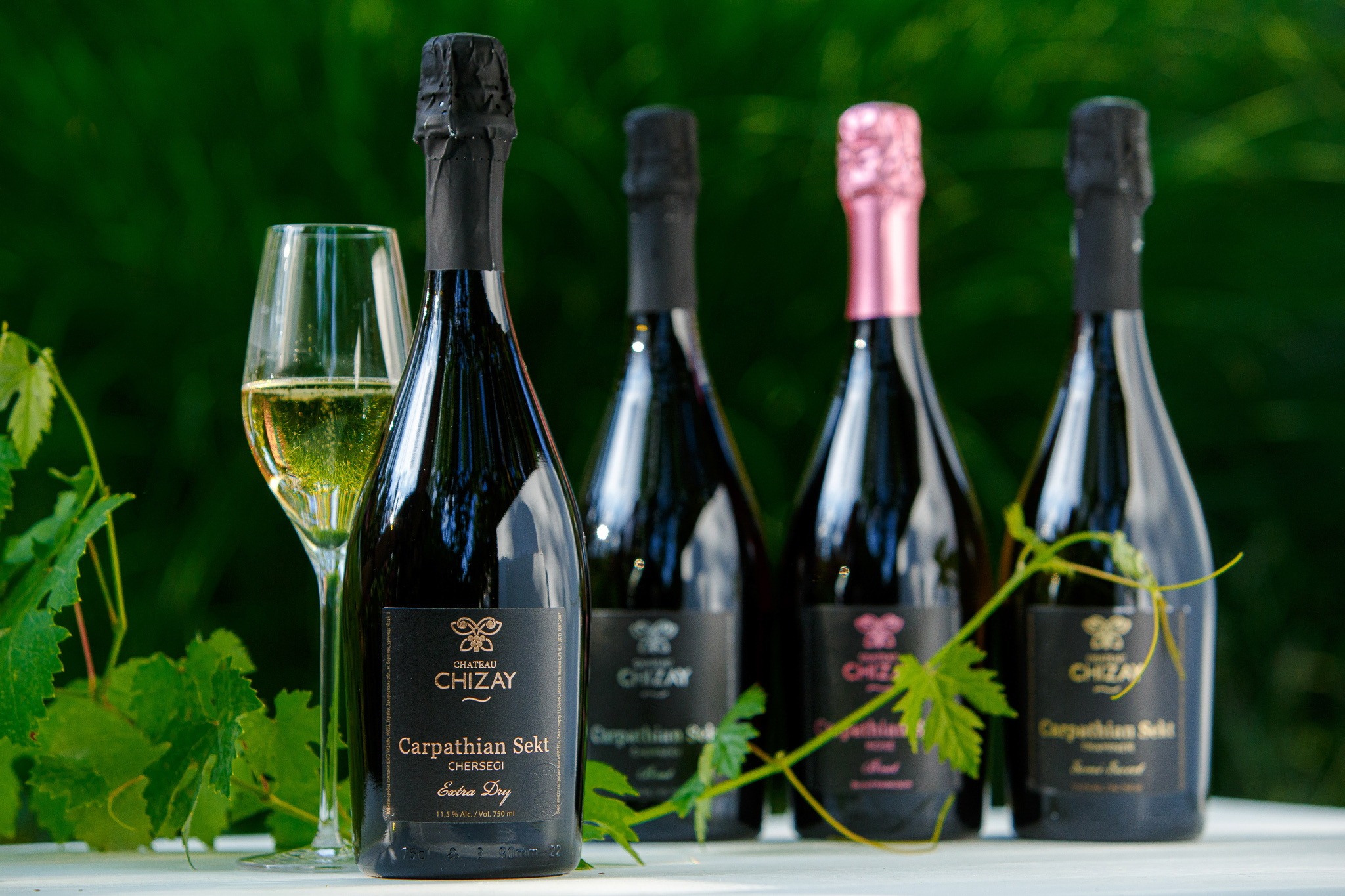 luna crystal 希少リンゴ皿by stanislav zampach Carpathian Sekt – замовити онлайн напівсолодке ігристе вино