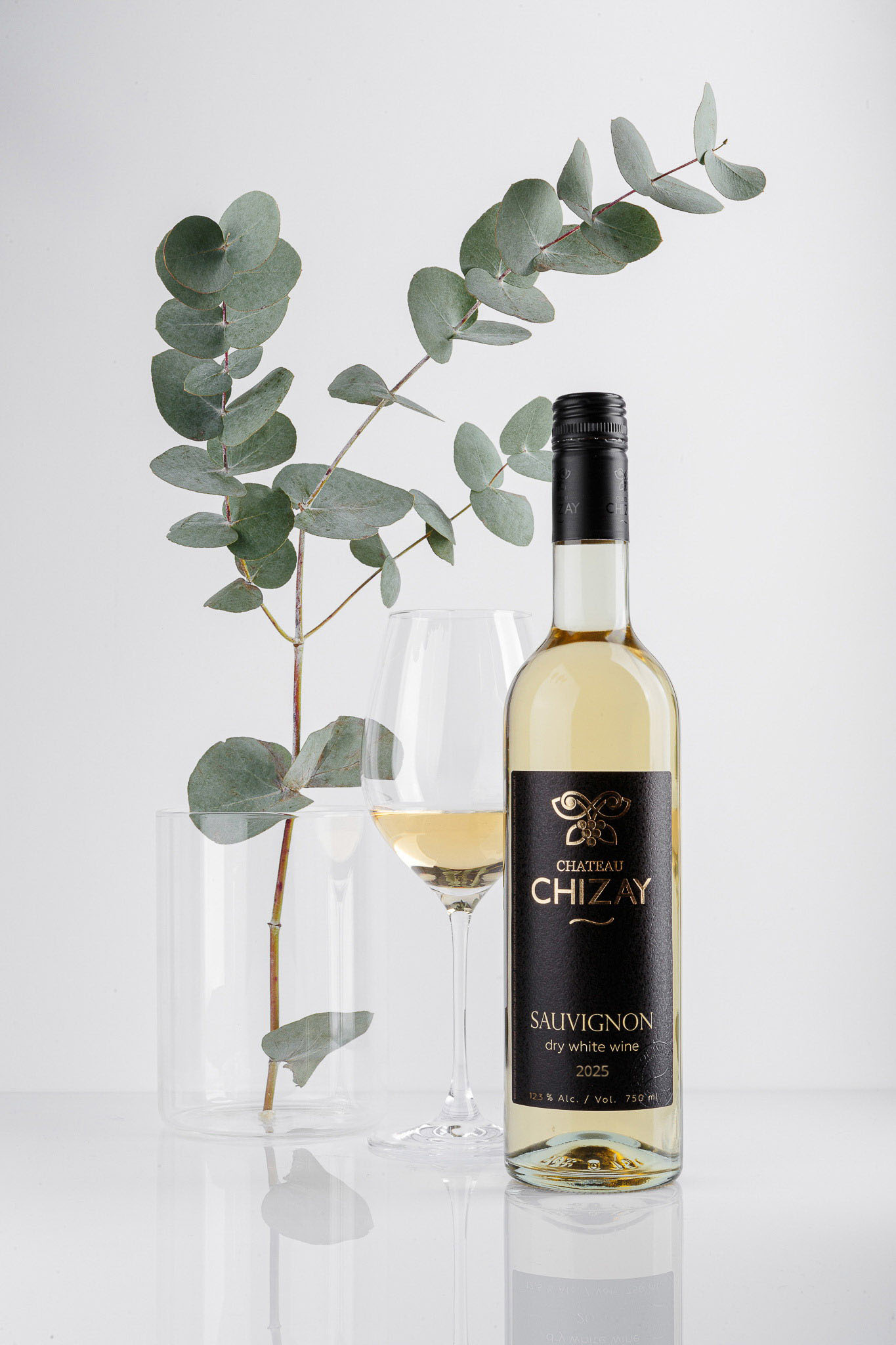 Купити онлайн сухе біле вино Совіньйон/Sauvignon