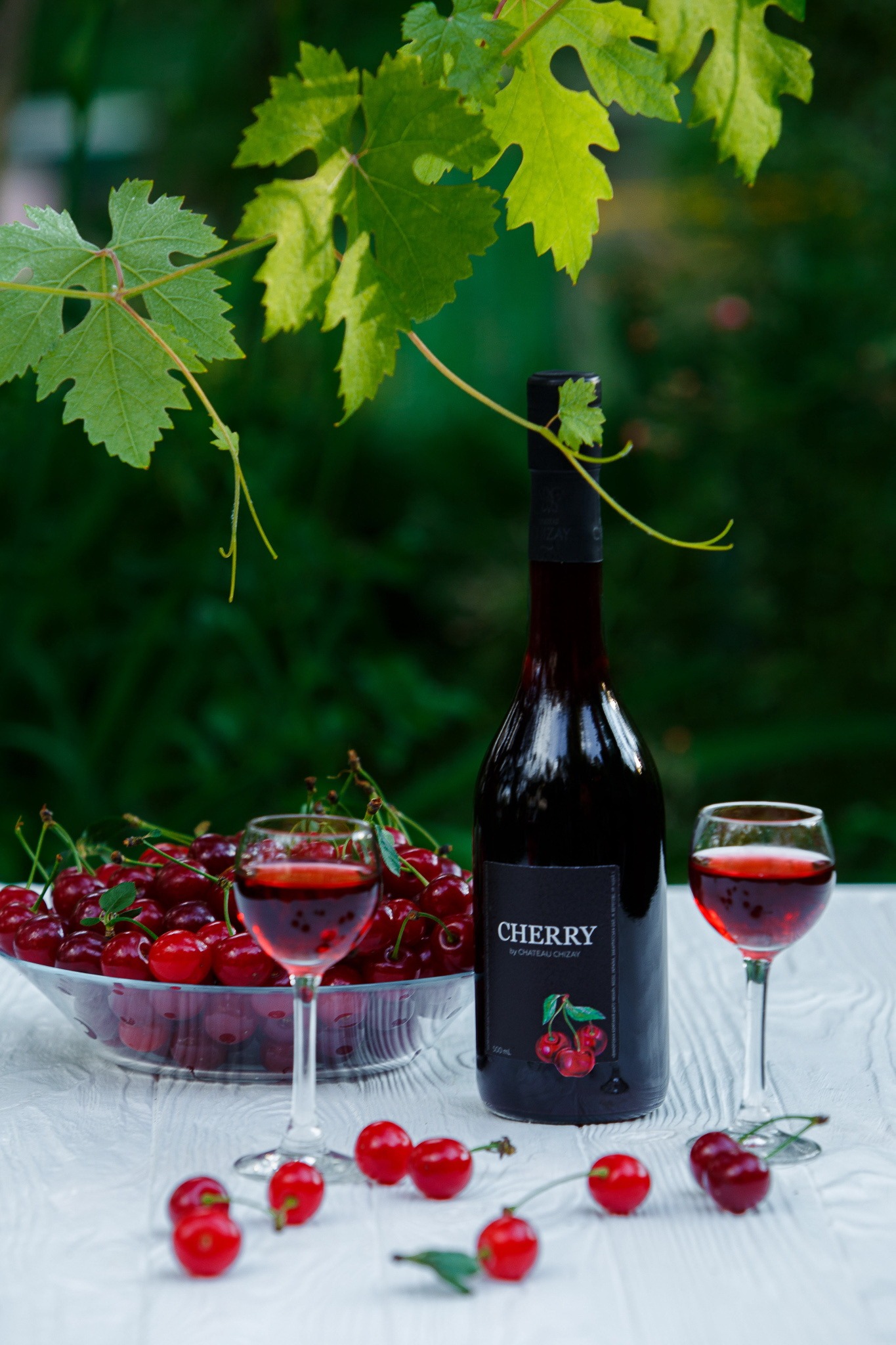 Вишнева наливка Cherry. В основі виноградний дистилят